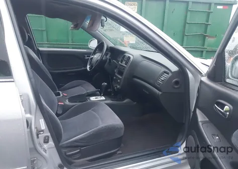 2002 Hyundai Sonata z USA, uszkodzony, nr VIN KMHWF25S82A681872